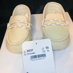 Moccasin shoes newborn size 19